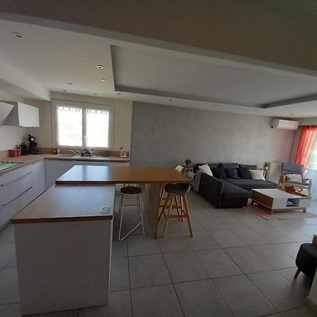 Appartement 1Er Etage, 66 M² Ла Сен-сюр-Мер Екстериор снимка