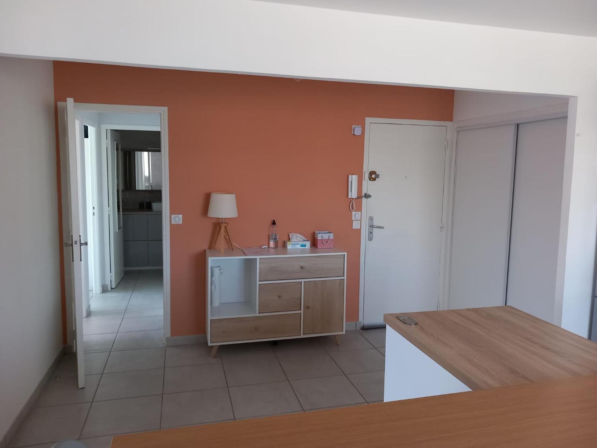 Appartement 1Er Etage, 66 M² Ла Сен-сюр-Мер Екстериор снимка