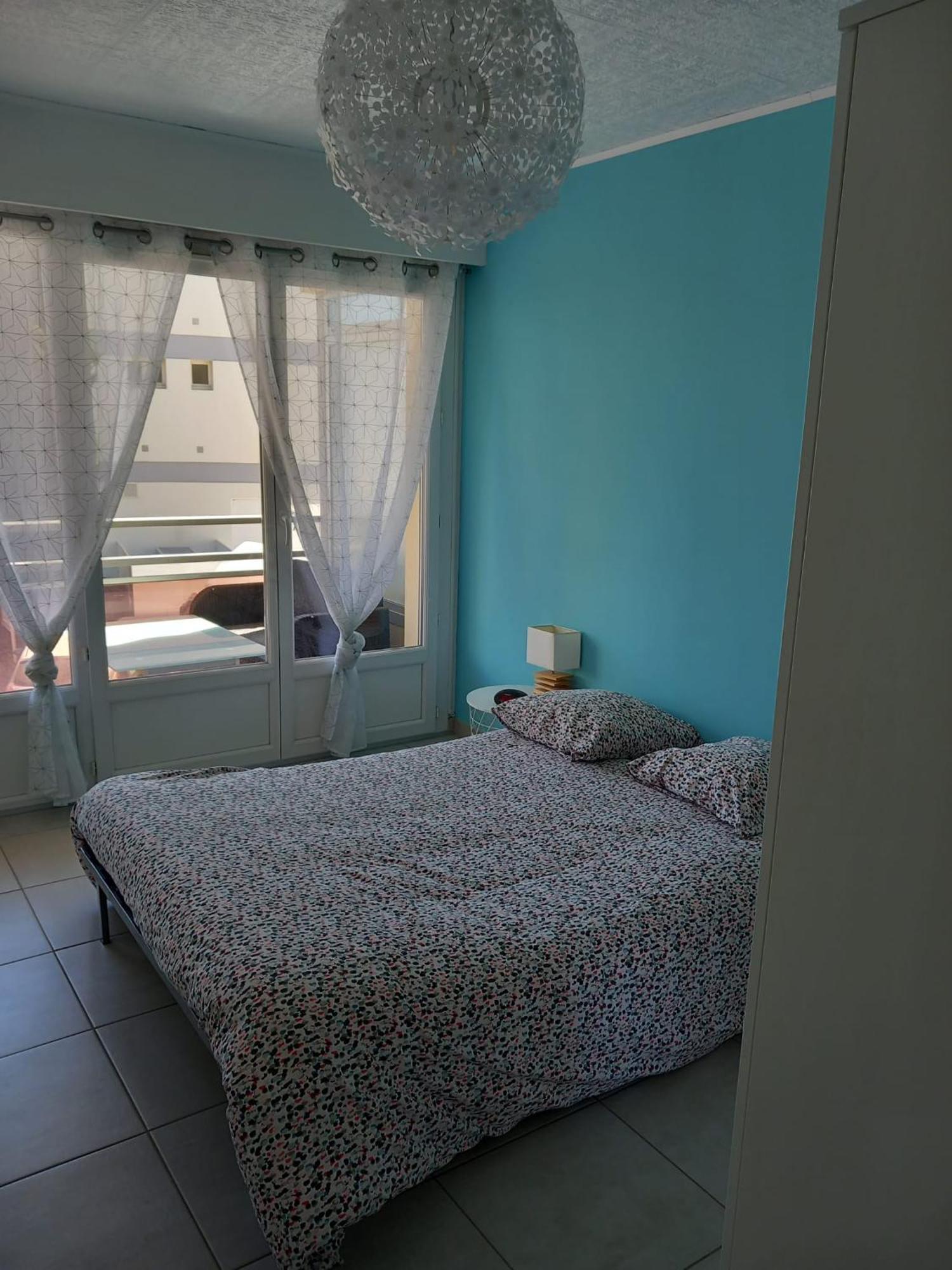 Appartement 1Er Etage, 66 M² Ла Сен-сюр-Мер Екстериор снимка
