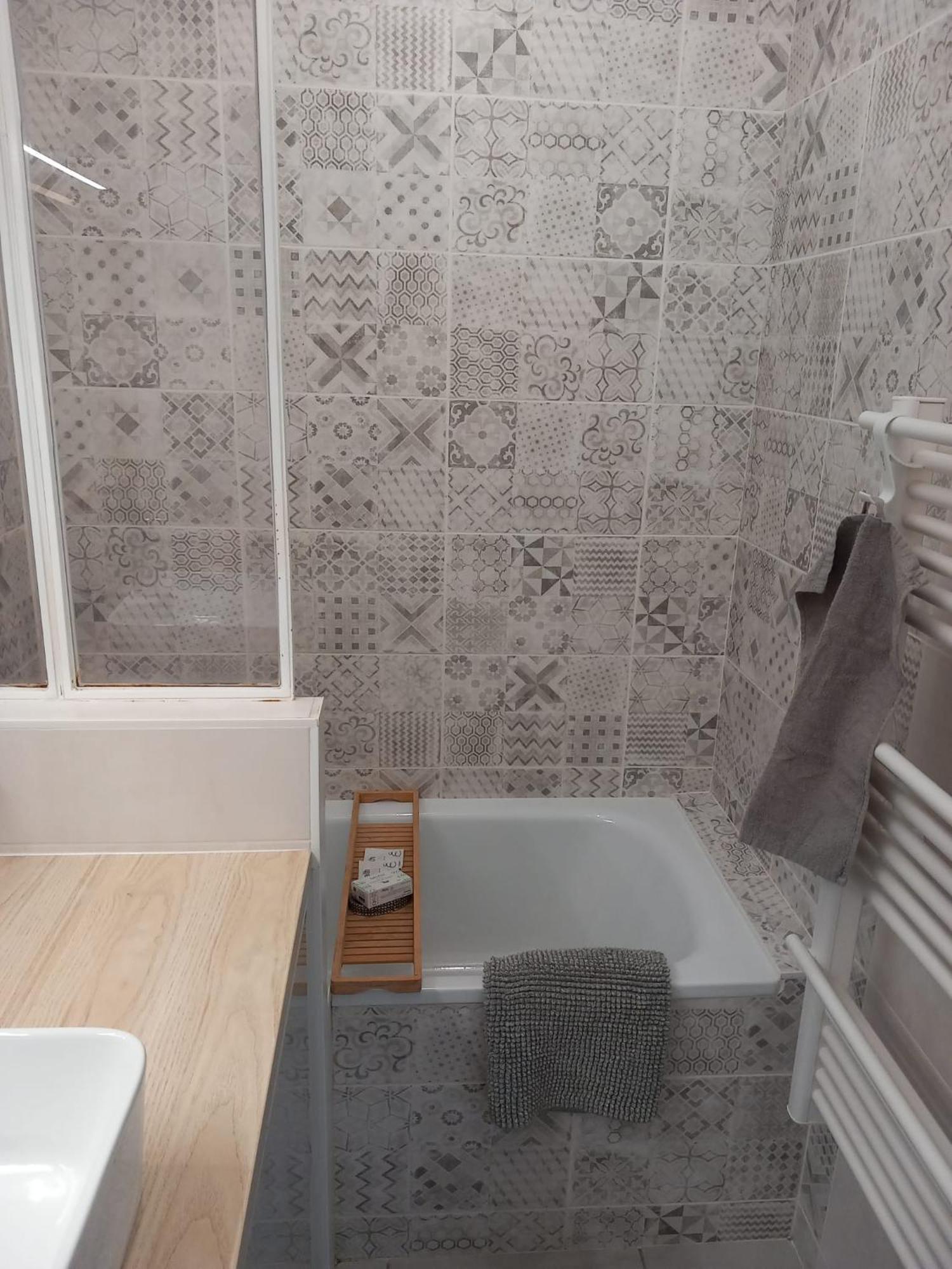 Appartement 1Er Etage, 66 M² Ла Сен-сюр-Мер Екстериор снимка